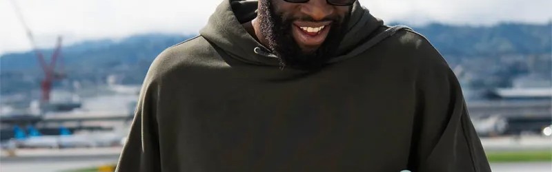 连续客场！勇士官方晒球员登机照，明日将对阵西部第三火箭